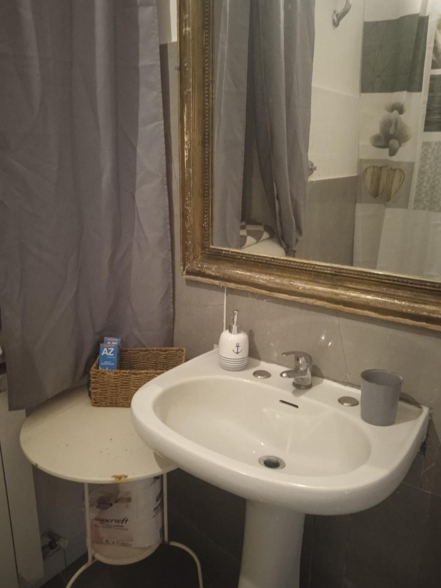 Stanze Al Porto Apartment Civitavecchia Luaran gambar